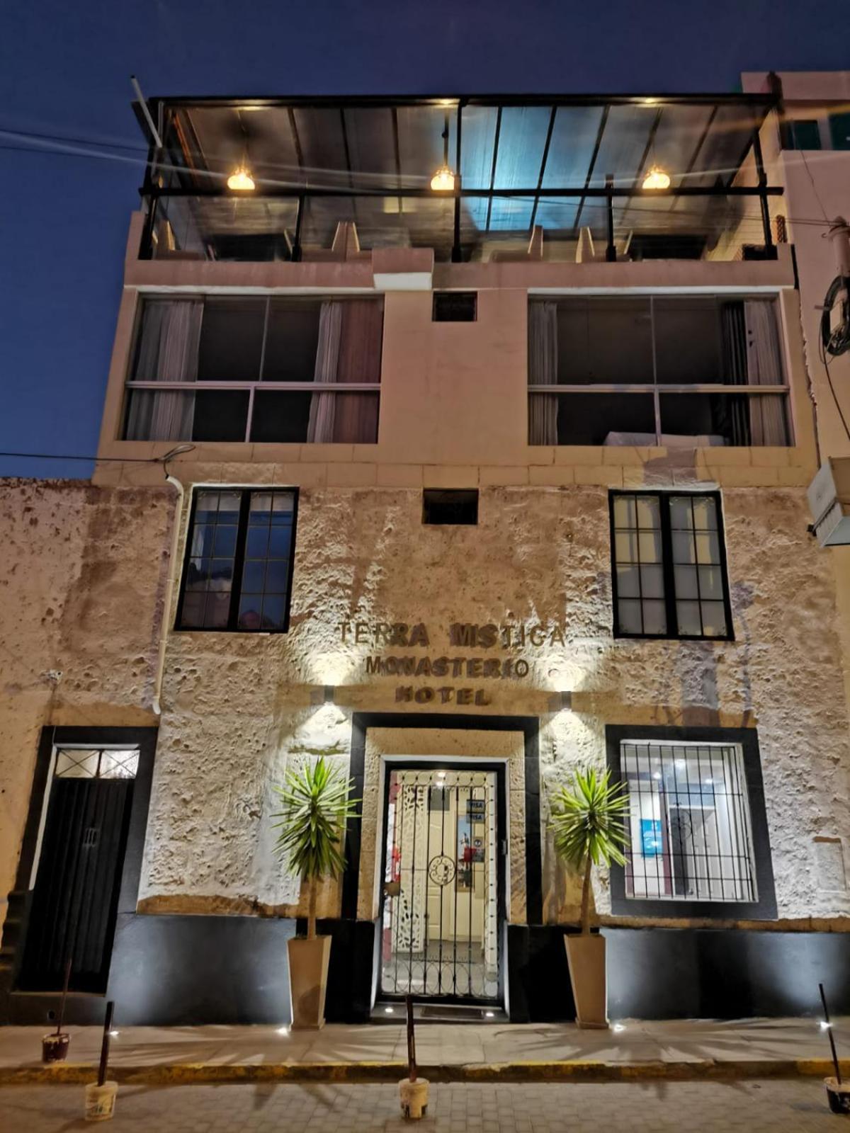 Hotel Terramistica Arequipa - Monasterio Exterior foto